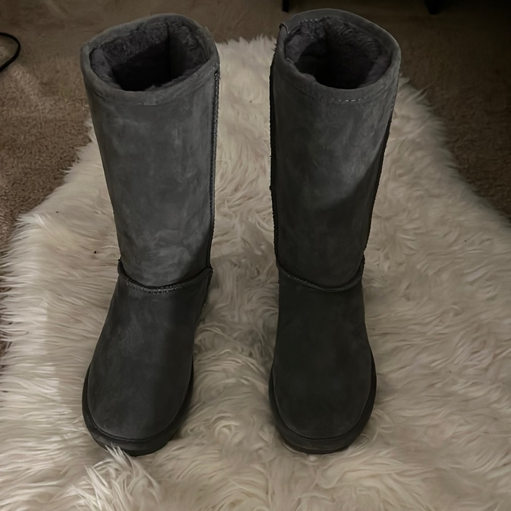 Bear paw winter boots perfect for this cold weather